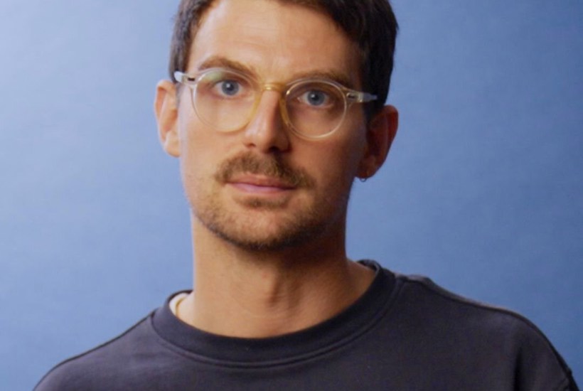 Video: Så ødelæggende er bundtrawl for havbunden