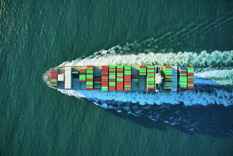 Store skibe hælder giftigt vand ud i dansk hav - det skal stoppe nu